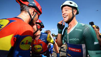 Jonathan Milan z zmago v Lavalu prekinil italijansko sušo, Slovenci na varnem