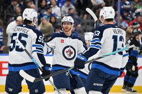 Winnipeg Jets ugnali Nashville in še naprej vodijo v NHL