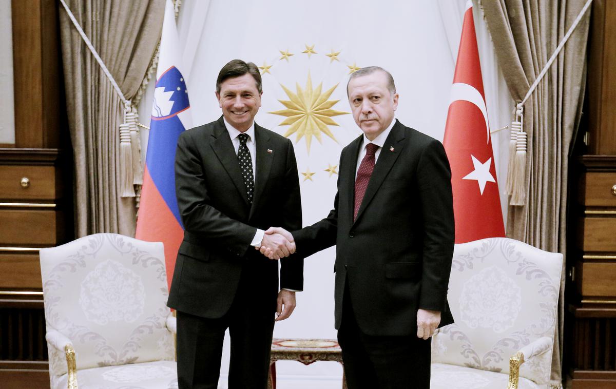 Borut Pahor in Erdogan | Predsednik države Borut Pahor in turški predsednik Recep Tayyip Erdogan sta danes po telefonu govorila o strateškem partnerstvu med državama. | Foto STA