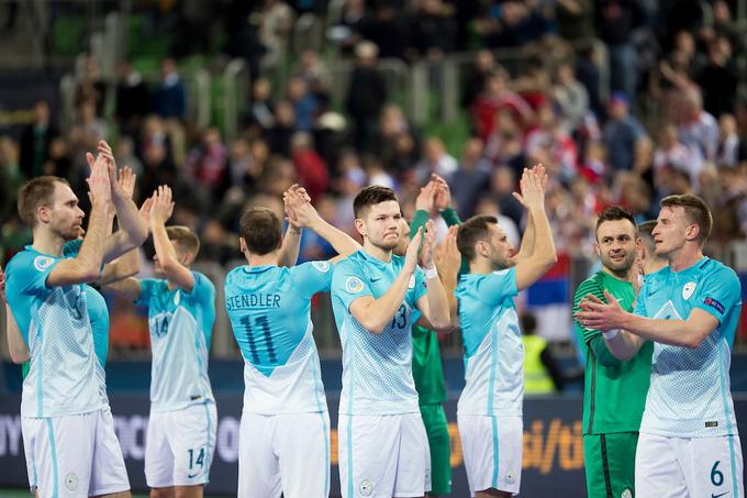 Slovenski nogometaši so na evropskem prvenstvu zmagali (Italija 2:1), remizirali (Srbija 2:2) in izgubili (Rusija 0:2). | Foto: Urban Urbanc/Sportida