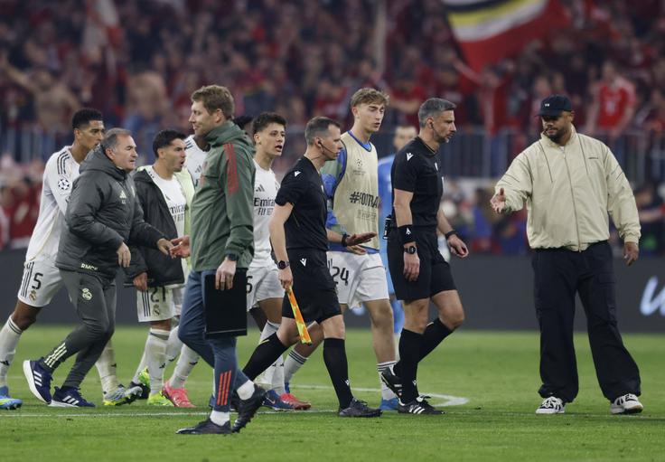 O sojenju Slavka Vinčića je imel mešano mnenje tudi trener Bayerna Vincent Kompany. | Foto: Reuters