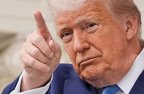 Trump preseneča? Taka je njegova odločitev.