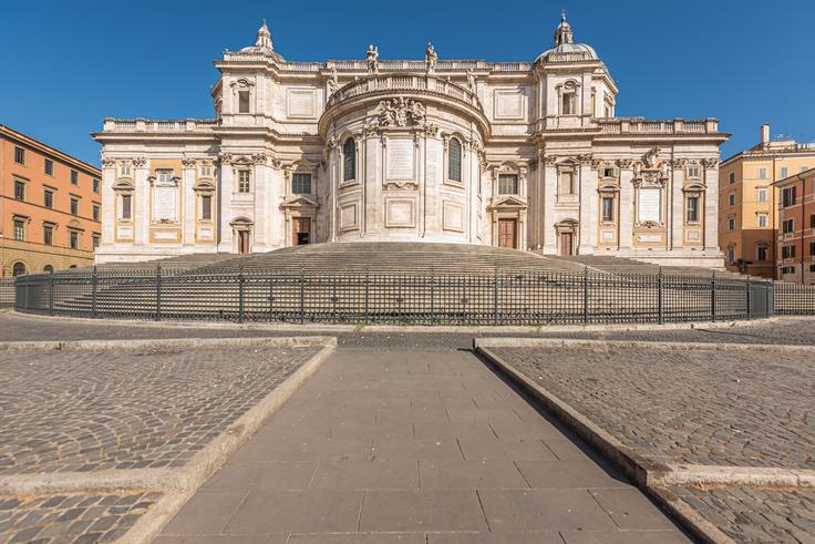 Papež Frančišek si je za pokop izbral rimsko baziliko sv. Marije Velike, tudi Marije Snežne (Basilica Papale di Santa Maria Maggiore).  | Foto: Shutterstock