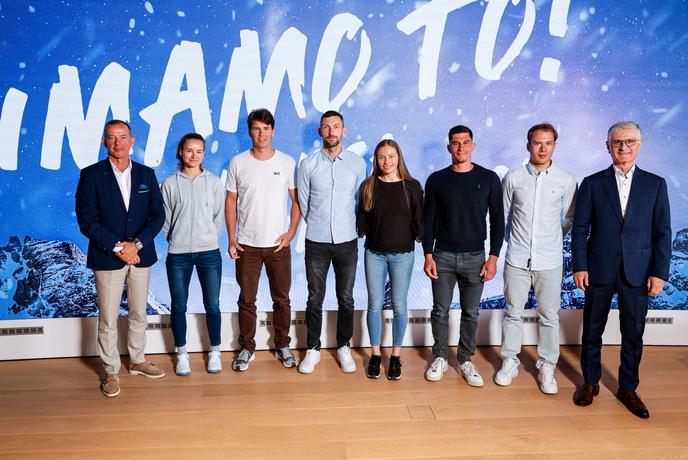 Šest športnikov s pogodbami za OI 2026, navdušeni, da bodo tako blizu