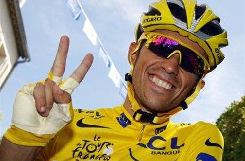 Contador na Touru prestal 17 dopinških kontrol