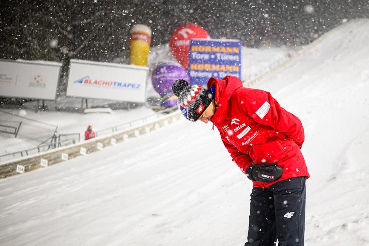 Kamil Stoch se je v nedeljo poslovil od navijačev v Zakopanah. | Foto: Guliverimage