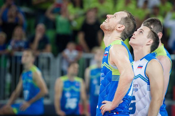 Rdeča luč: odbojkarji znova ostali brez lige narodov