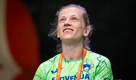 Kapetanka Tina Šutej odločena, da bo z energijo zgled mlajšim članom reprezentance
