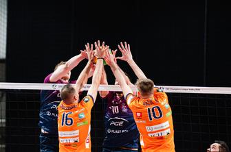 ACH Volley pred številčnim občinstvom priznal premoč favoriziranemu tekmecu