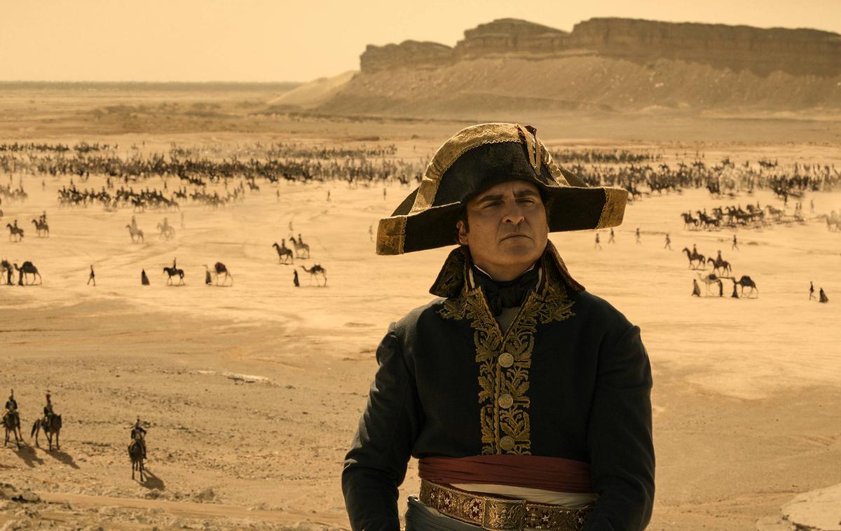 Napoleon | Joaquin Phoenix kot Napoleon med zavzetjem Egipta. | Foto Con Film