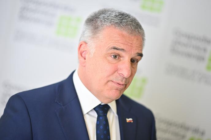 Marko Lotrič | Lotrič, ki je tudi predsednik stranke Fokus, ene do strank najverjetnejše prihodnje koalicije, ocenjuje, da imamo v Sloveniji neenako obravnavo pri kritju nadomestil za bolniško odsotnost. | Foto STA