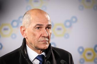 Janša sprejel Golobovo vabilo