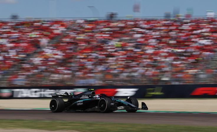 Andrea Kimi Antonelli je odstopil. | Foto: Reuters