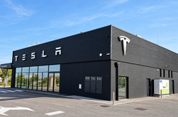 Tesla od zdaj tudi v Mariboru, to je pogled na zunanjost stavbe #foto