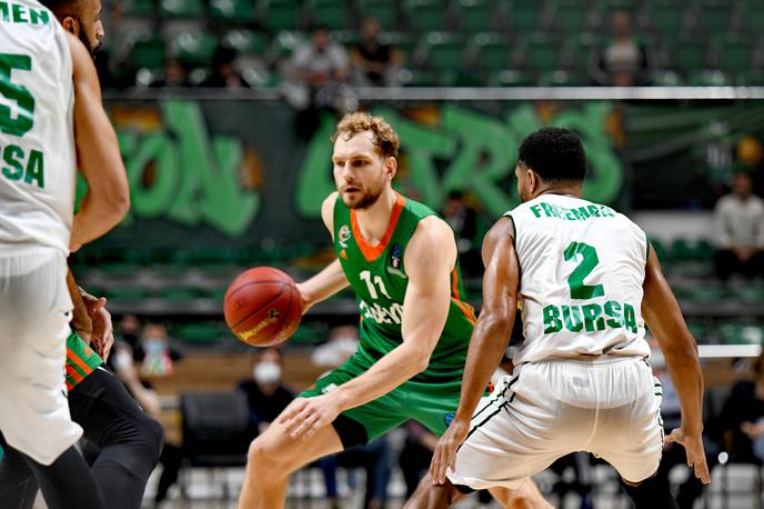 KK Cedevita Olimpija : Bursaspor, EuroCup | Jaka Blažič je s soigralci doživel prvi poraz v EuroCupu. | Foto KK Cedevita Olimpija/Tine Ružič