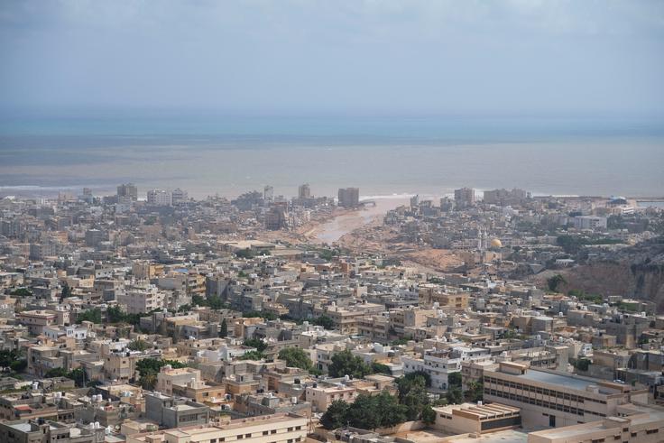 Med najhuje prizadetimi je Derna, ki leži približno 900 kilometrov vzhodno od glavnega mesta Tripoli. | Foto: Reuters