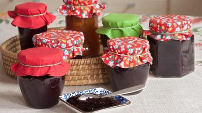 Podarimo domače dobrote