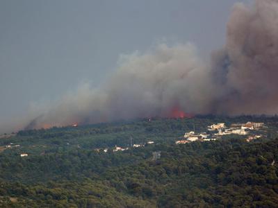 Hudo neurje s točo v Dalmaciji: ohladilo se je za 15 stopinj Celzija, udar strele zanetil dva požara
