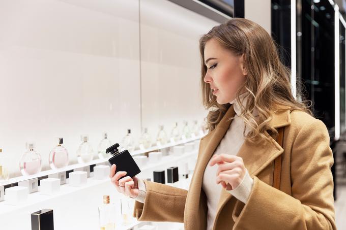 Kozmetika. parfum. nakupovanje | Foto: Shutterstock