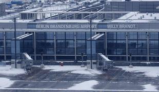 Nedokončano letališče, ki stane 20 milijonov evrov na mesec