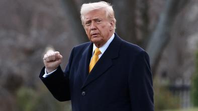 Trump začel trgovinsko vojno s svetom: kako globoko bodo danes padle borze?