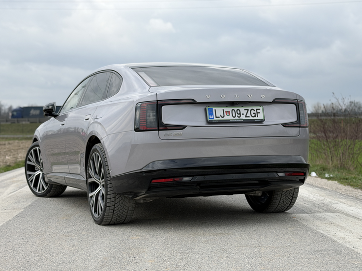 Volvo ES90 | Foto: Gregor Pavšič