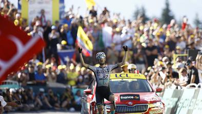 Pogačar spet napadel Vingegaarda, pa se ga ni uspel otresti, zmaga Mohoričevemu kolegu