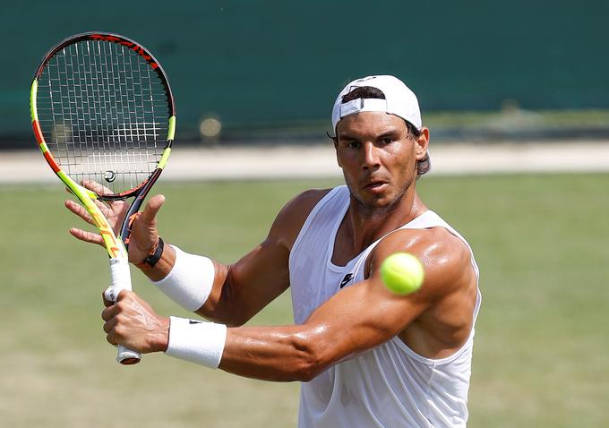 Rafael Nadal se je po letu 2011 prvič prebil do četrtfinala v Wimbledonu. | Foto: Reuters