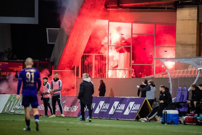 Derbi v praznem Ljudskem vrtu ni postregel z zmagovalcem