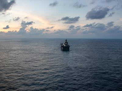 Ameriška vojska: Začenjamo blokado vseh ladij, ki plujejo v Iran in iz njega #vŽivo