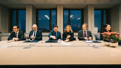 Trdni finančni temelj za ambiciozni razvoj telekomunikacij v Sloveniji