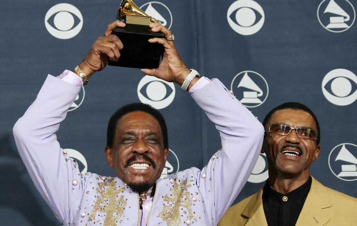 Ike Turner in Ike Turner mlajši | Ike Turner (na levi) je skupaj s sinom Ikom Turnerjem mlajšim (na desni) leta 2007 prejel grammyja za najboljši tradicionalni blues album. | Foto Profimedia