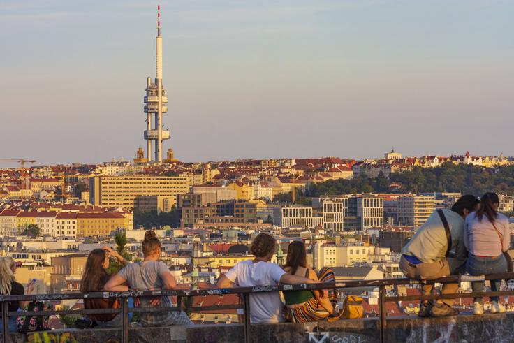 Češka je naša najtesnejša zasledovalka v skupini držav, ki so imele nekdaj socialistično ureditev, a nas za zdaj še ni dohitela. | Foto: Guliverimage