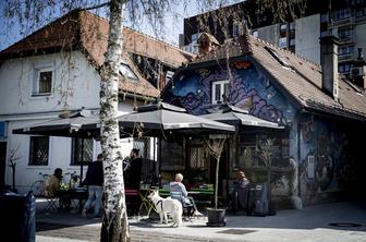 Legendarni Sax pub ni več na prodaj