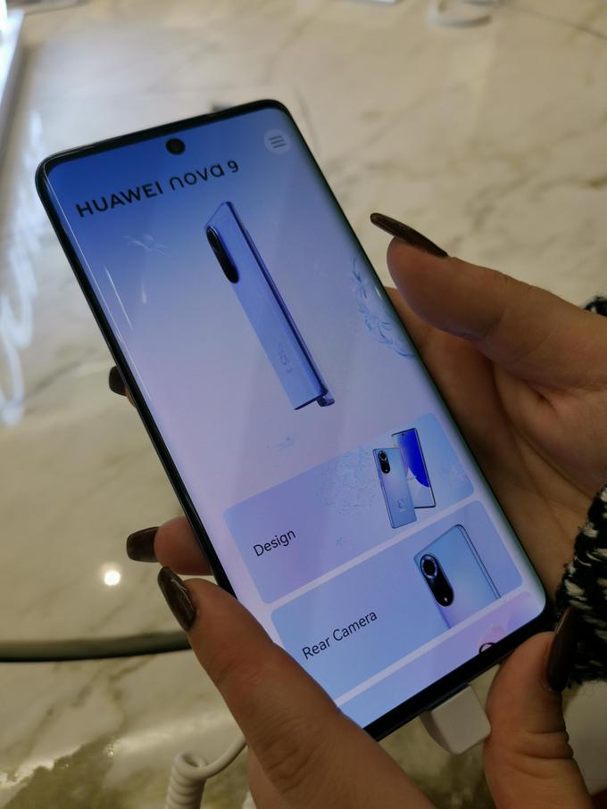Pri pametnem telefonu nova 9 Huawei poudarja predvsem nove tehnologije ter izboljšave na področju zajema slike in videa. | Foto: Srdjan Cvjetović