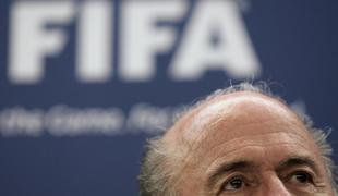 Fifa odgovarja: Blatter ni osumljen, Rusiji in Katarju ne bomo odvzeli SP