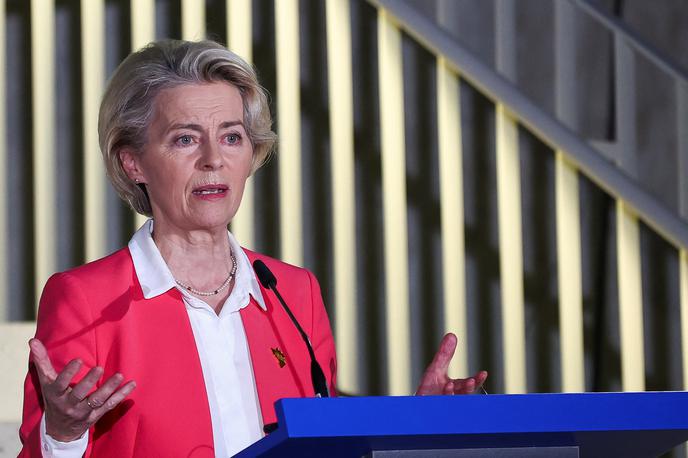Ursula von der Leyen | Štirje evropski komisarji so po poročanju francoske tiskovne agencije AFP v pismu predsednici Komisije z dne 27. marca izpostavili "vprašanja o preglednosti in nepristranskosti postopka imenovanja". | Foto Reuters