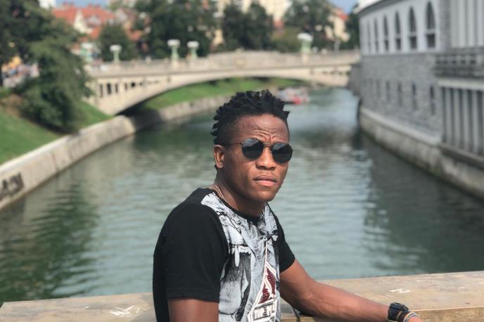 Bede Amarachi Osuji | Nigerijski nogometaš Bede Amarachi Osuji obožuje Slovenijo že več kot desetletje. | Foto Osebni arhiv