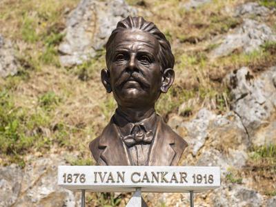 Upravni odbor Cankarjeve nagrade ne bo prepustil blagovne znamke Občini Vrhnika