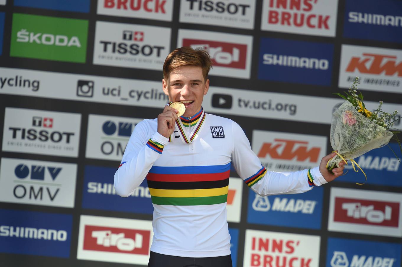 Em 2018, Evenepoel conquistou seu primeiro título no Campeonato Mundial Júnior. Ele foi o melhor tanto na corrida de rua quanto no contra-relógio. | Foto de : Gulliverimage