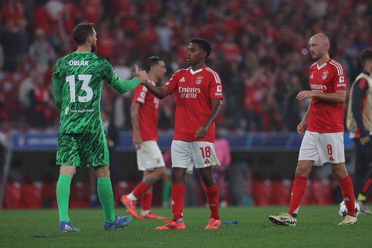 Mrežo Jana Oblaka so zatresli Muhammed Kerem Aktürkoglu, Angel Di Maria, Alexander Bah in Orkun Kökcü. Di Maria in Kökcü sta zadela z bele točke. | Foto: Guliverimage