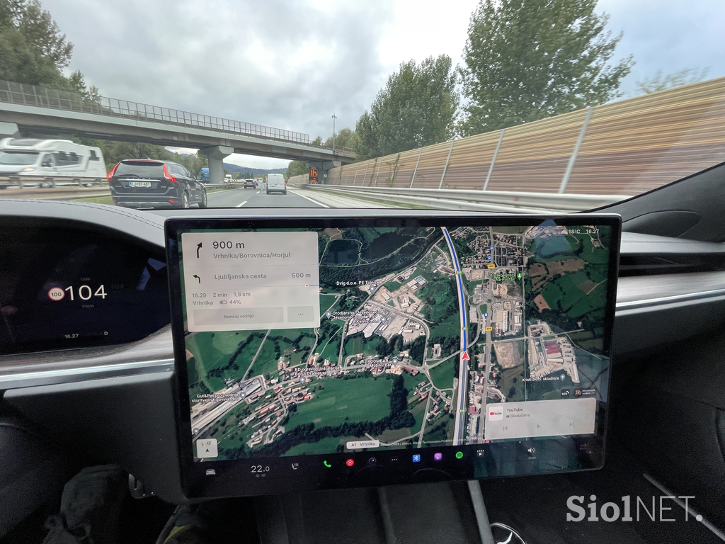 Tesla model S