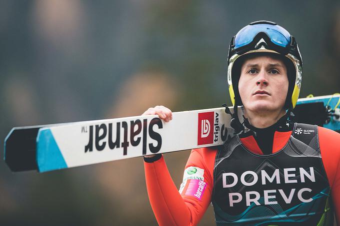 Domen Prevc je bil edini slovenski skakalec, ki v nedeljo ni prišel do točk. | Foto: Grega Valančič/Sportida