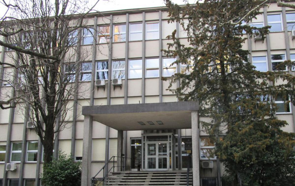 Okrožno sodišče v Novi Gorici | Pobeg se je zgodil na okrožnem sodišču v Novi Gorici. | Foto GO-portal