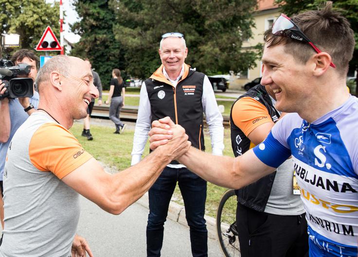 Trener ljubljanskega kluba Gusto Xaurum Marko Polanc in Avstralec Benjamin Hill sta bila vesela dosežka na dirki Po Sloveniji. | Foto: Vid Ponikvar