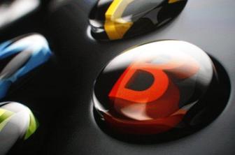 Microsoft popustil: Xbox One z manj omejitvami