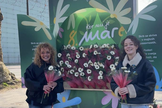 Kaj narediš, ko na dan žena ne moreš kupiti rož? SPAR je imel rešitev.