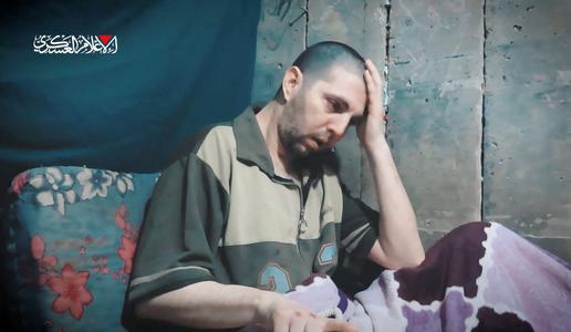 Hamas objavil videoposnetek dveh talcev v Gazi