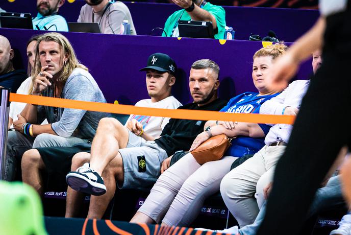 Lukas Podolski o Luki Dončiću in kebabih za Slovence #video