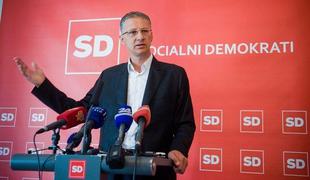 Potrata: Morebiti je čas za zamenjavo ministra Turka